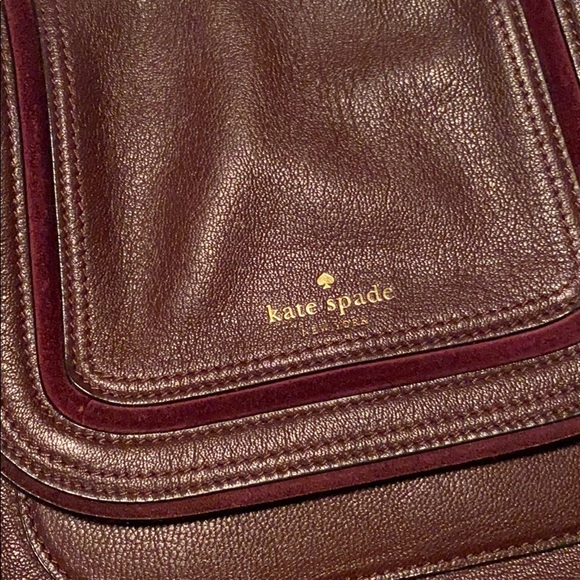 Beautiful burgundy Kate Spade crossbody bag - Picture 2 of 12